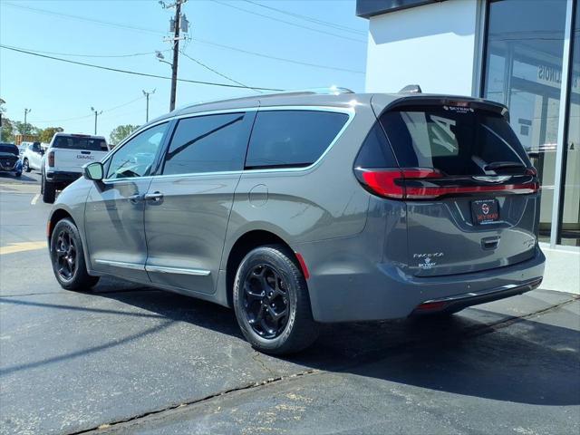 2021 Chrysler Pacifica Limited AWD