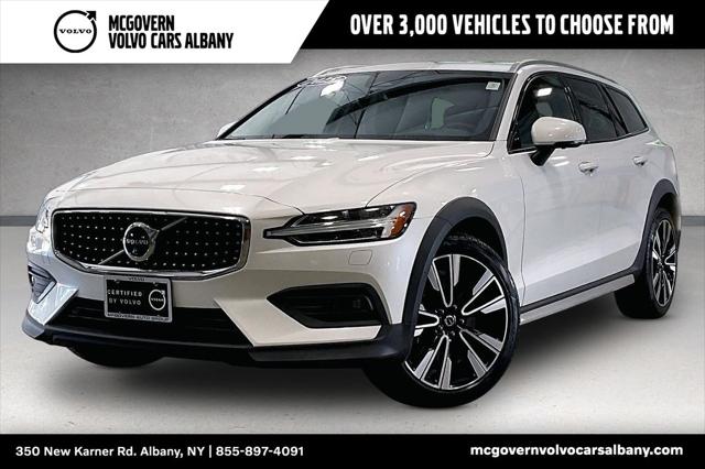 2025 Volvo V60 Cross Country Ultra, B5 AWD Gas mild hybrid for sale in Albany, NY