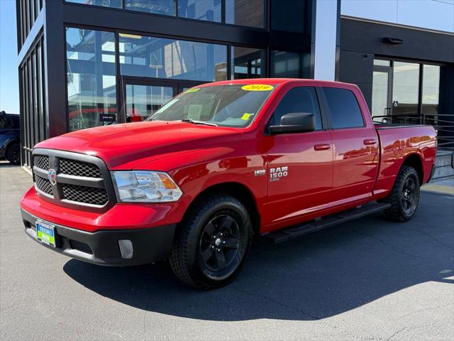 2019 Ram 1500 Classic SLT Crew Cab 4x2 64 Box