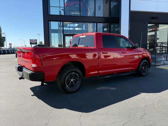 2019 Ram 1500 Classic SLT Crew Cab 4x2 64 Box