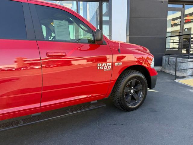 2019 Ram 1500 Classic SLT Crew Cab 4x2 64 Box