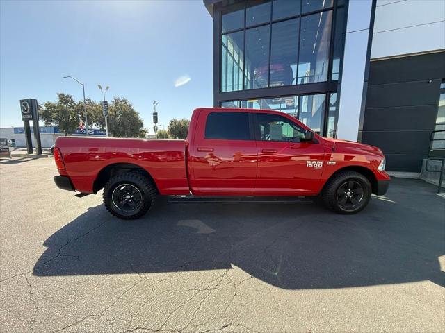 2019 Ram 1500 Classic SLT Crew Cab 4x2 64 Box