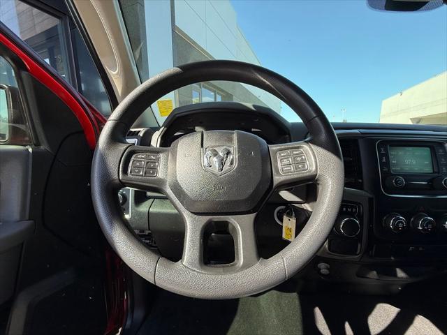 2019 Ram 1500 Classic SLT Crew Cab 4x2 64 Box