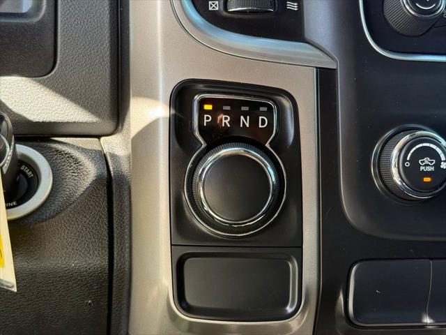 2019 Ram 1500 Classic SLT Crew Cab 4x2 64 Box