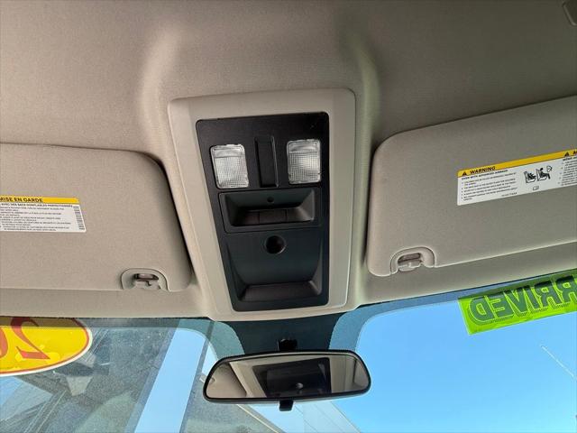 2019 Ram 1500 Classic SLT Crew Cab 4x2 64 Box