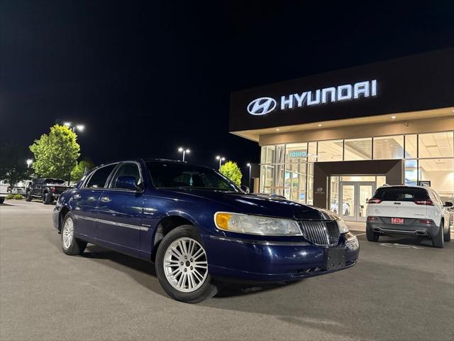 1999 Lincoln Town Car Signature for sale in Norman, OK