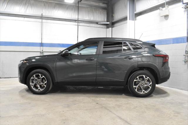 Used 2025 Chevrolet Trax FWD LT For Sale in Toledo, OH
