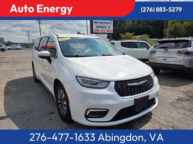2023 Chrysler Pacifica Hybrid Touring L for sale in Lebanon, VA