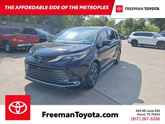 2025 Toyota Sienna Platinum for sale in Hurst, TX