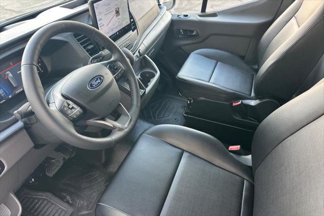 2026 Ford Transit Cargo Van T-250 148 Med Rf 9150 GVWR RWD