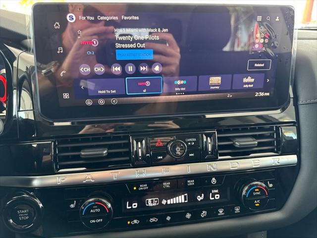 2026 Nissan Pathfinder SL