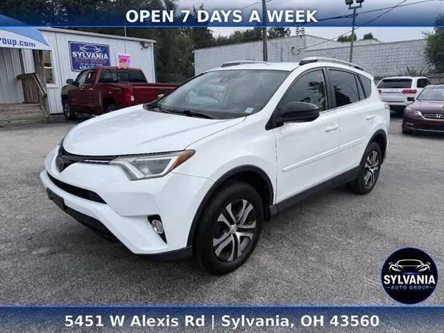 2018 Toyota RAV4 LE for sale in Sylvania, OH