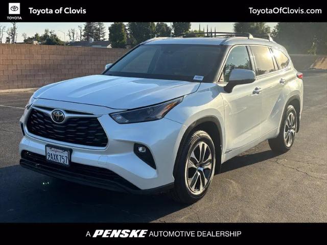 2022 Toyota Highlander XLE for sale in Clovis, CA
