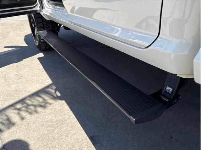 2018 Ram 2500 Laramie Crew Cab 4x4 64 Box