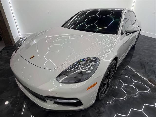 2019 Porsche Panamera 4