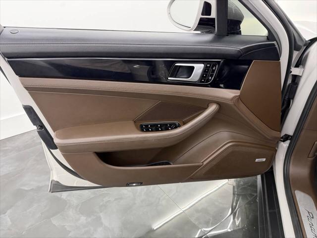 2019 Porsche Panamera 4