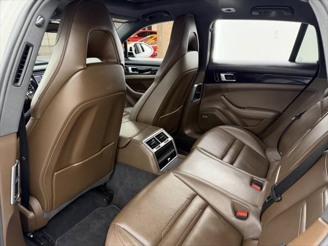 2019 Porsche Panamera 4