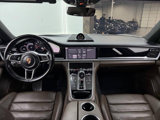 2019 Porsche Panamera 4