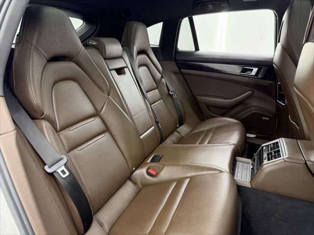 2019 Porsche Panamera 4