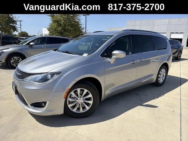 2019 Chrysler Pacifica Touring L for sale in Arlington, TX