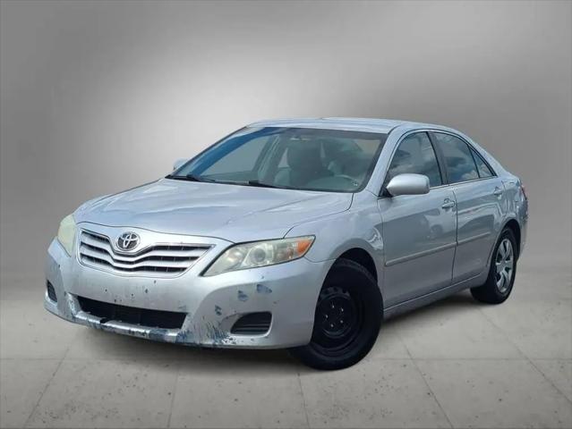 2011 Toyota Camry LE for sale in Farmington Hills, MI