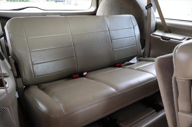 2005 Ford Excursion Limited