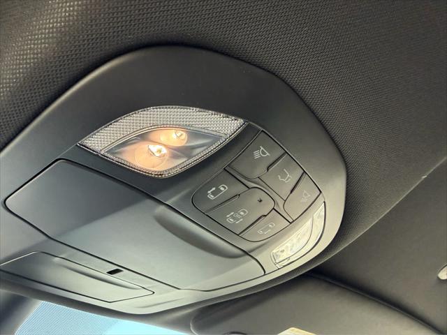 2027 Chrysler Pacifica LX