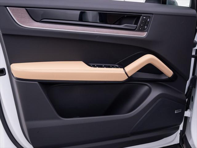2026 Porsche Cayenne Unknown