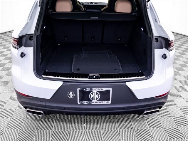 2026 Porsche Cayenne Unknown
