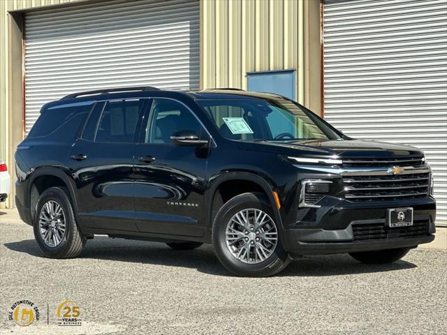 2025 Chevrolet Traverse FWD LT for sale in Kerman, CA