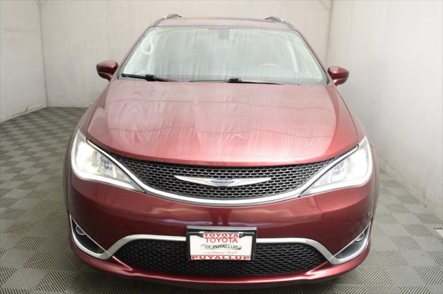 2017 Chrysler Pacifica Touring-L Plus