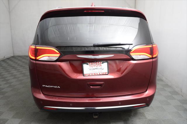 2017 Chrysler Pacifica Touring-L Plus