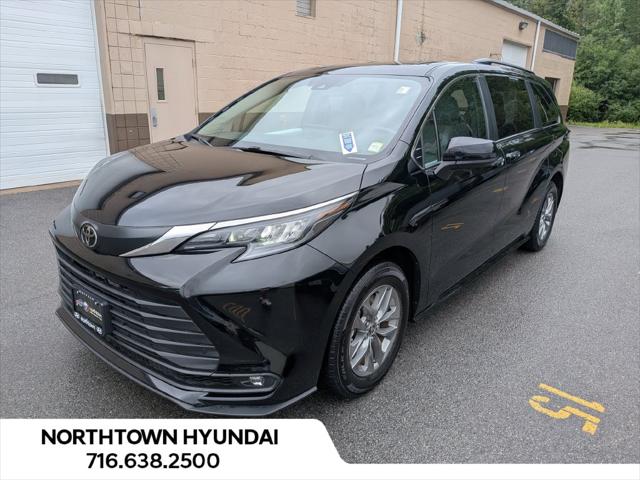2026 Toyota Sienna XLE for sale in Amherst, NY
