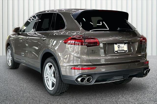 2016 Porsche Cayenne S