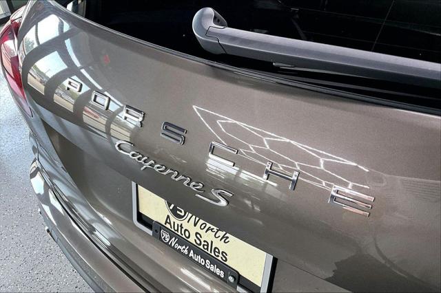 2016 Porsche Cayenne S