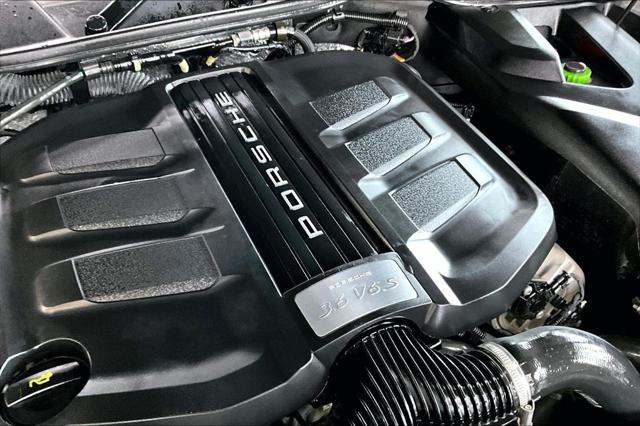 2016 Porsche Cayenne S