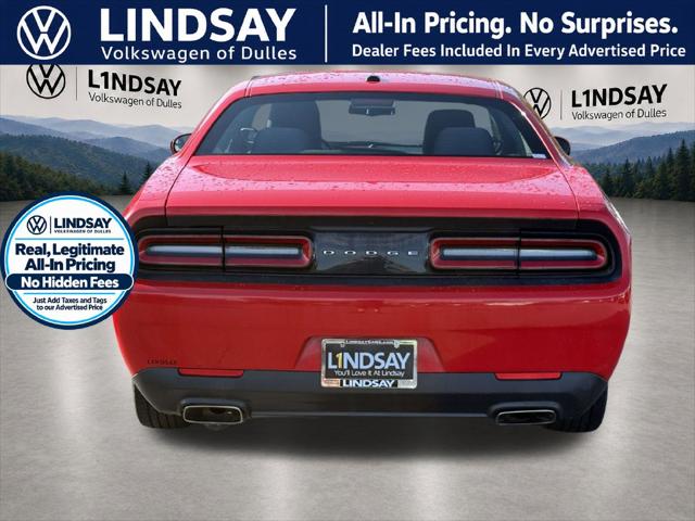 2015 Dodge Challenger SXT