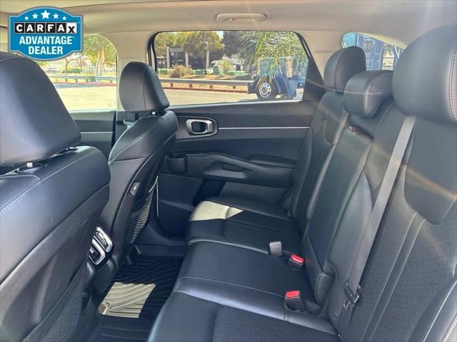 2023 Kia Sorento S