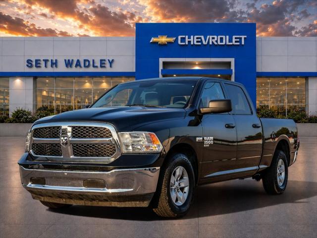 2019 Ram 1500 Classic SLT Crew Cab 4x2 64 Box