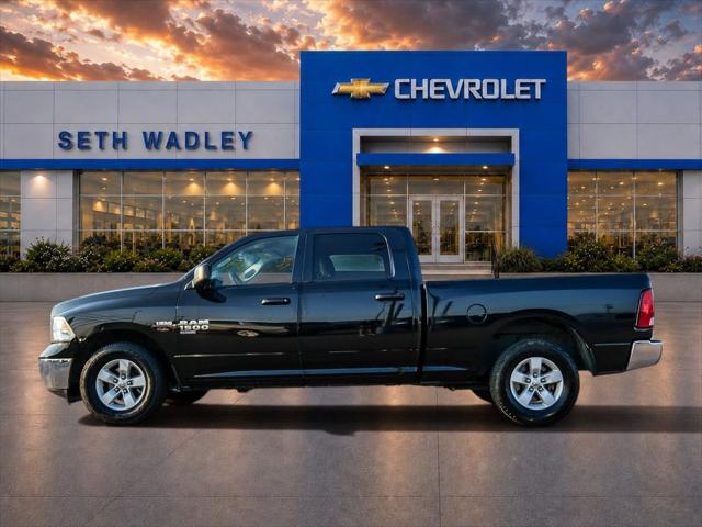 2019 Ram 1500 Classic SLT Crew Cab 4x2 64 Box
