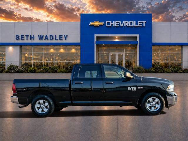 2019 Ram 1500 Classic SLT Crew Cab 4x2 64 Box