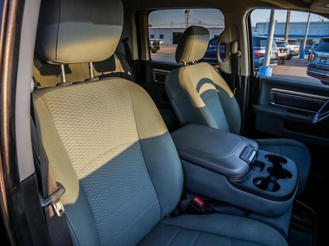 2019 Ram 1500 Classic SLT Crew Cab 4x2 64 Box