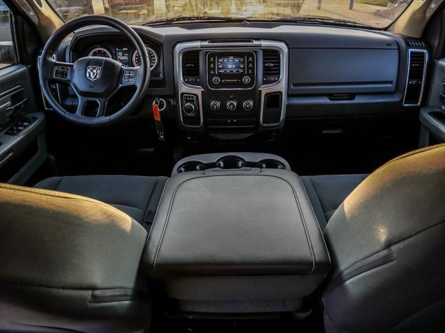 2019 Ram 1500 Classic SLT Crew Cab 4x2 64 Box