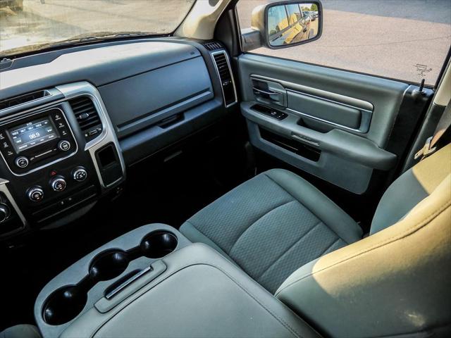 2019 Ram 1500 Classic SLT Crew Cab 4x2 64 Box