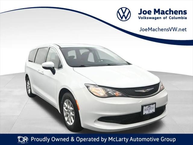 2022 Chrysler Voyager LX for sale in Columbia, MO