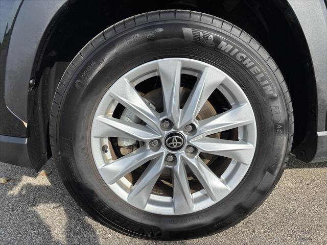 Used 2026 Toyota Corolla Cross LE For Sale in Jackson, MI