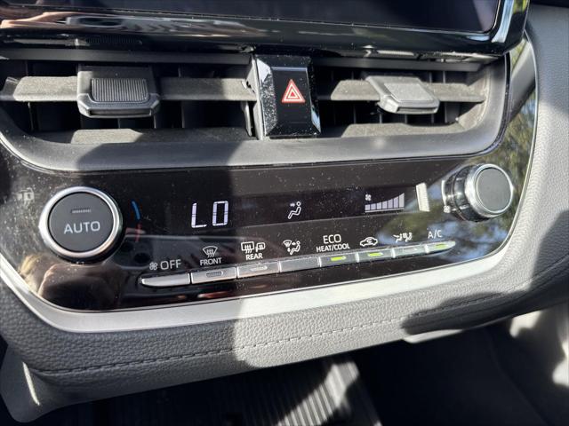 Used 2026 Toyota Corolla Cross LE For Sale in Jackson, MI
