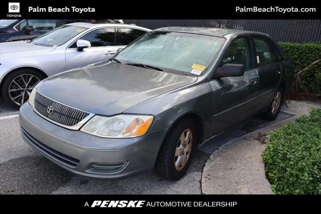 2001 Toyota Avalon XL for sale in West Palm Beach, FL