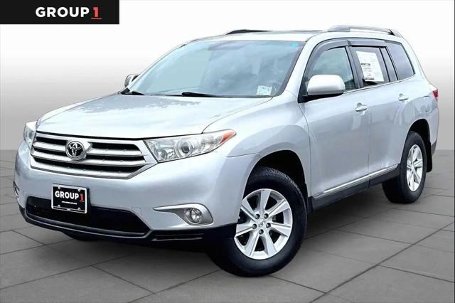 2012 Toyota Highlander SE V6 for sale in Manchester, NH