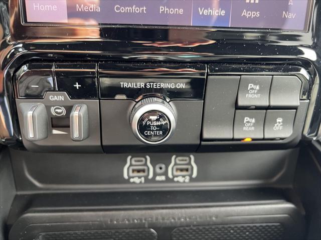 2025 Ram 1500 Big Horn Crew Cab 4x4 57 Box